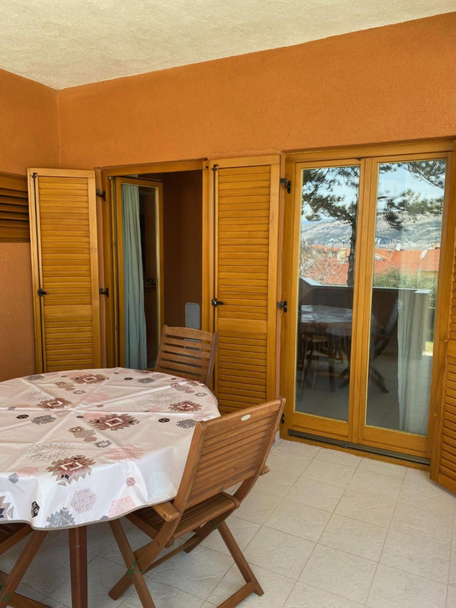 Apartments Lili I Baška Exterior foto